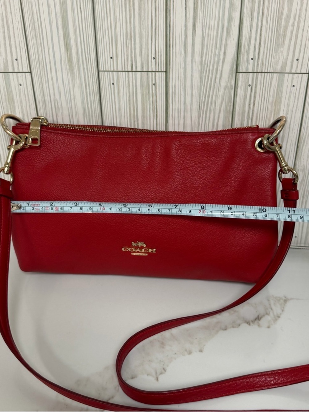 Coach Red Pebbled Leather Crossbody Shoulder Bag Gold Hardware Zip Top - Picture 4 of 11
